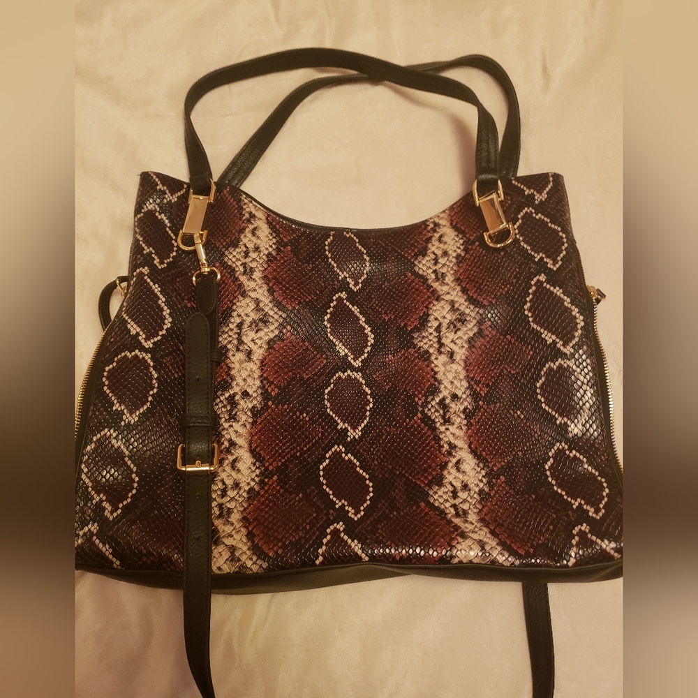Vince Camuto Tote Bag